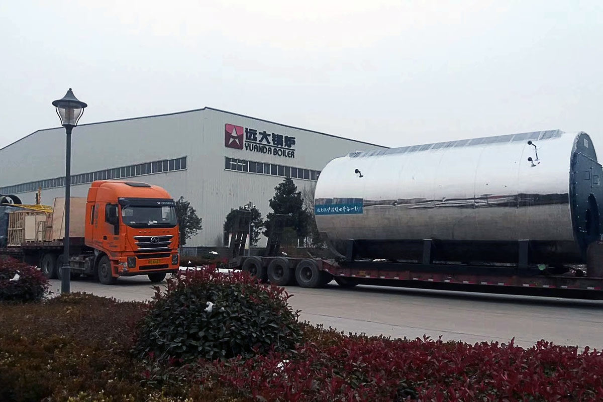 藥廠20噸燃?xì)庹羝仩t發(fā)貨現(xiàn)場(chǎng)